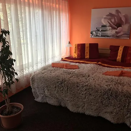 Bohemia 3*